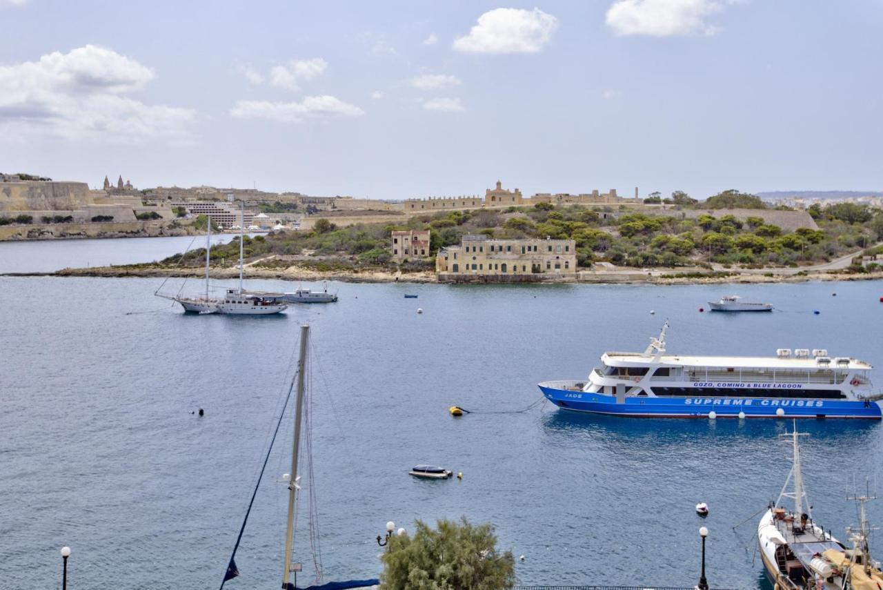 Bastions Seaview Apartments And Duplex Penthouse In Sliema By Shortletsmalta Exteriér fotografie